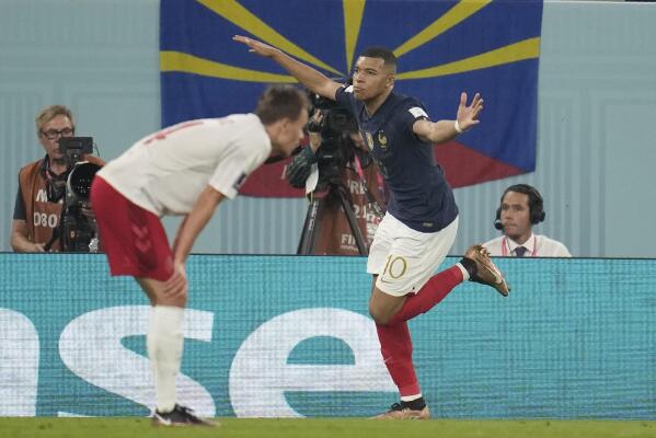 Mbappe discount boots 218